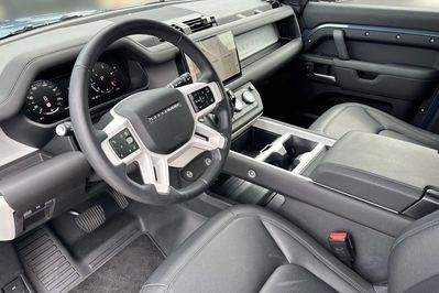 Land Rover Defender 130 3.0 D250 mHEV X-Dynamic SE