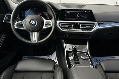 BMW Seria 3 Touring 320d Advantage