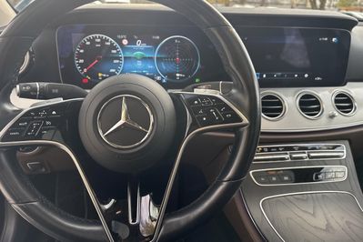 Mercedes Klasa E 300 de Business Edition