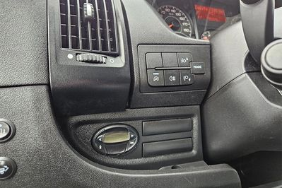 Peugeot Boxer Kontener 8EP + Winda