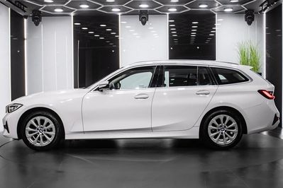BMW Seria 3 Touring 318i
