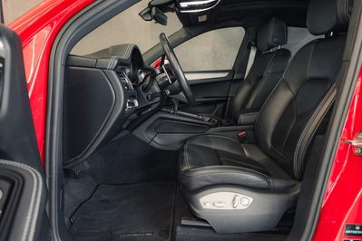 Porsche Macan Macan