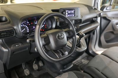 Toyota Proace City L2H1 Active