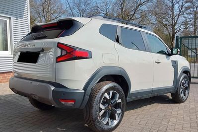 Dacia Duster Extreme 1.6 Full Hybrid
