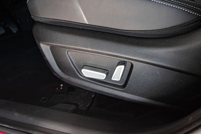 JAC JS8 PRO 1.5 T-GDI 7 DCT 6os.