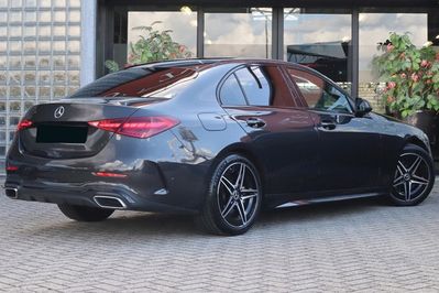 Mercedes Klasa C 300 de 4-Matic AMG
