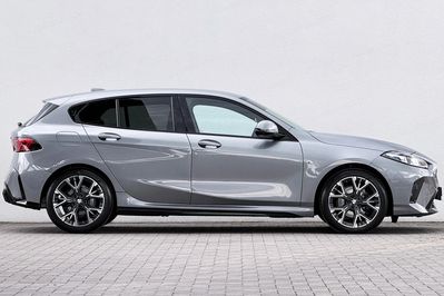 BMW Seria 1 120 mHEV aut