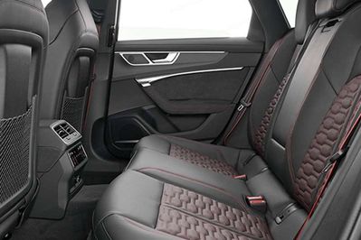 Audi A6 RS6 TFSI quattro Performance Avant