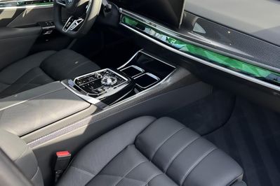 BMW Seria 7 750e xDrive M Sport