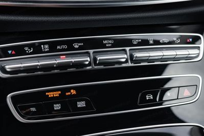 Mercedes Klasa E Kombi 300 de 4MATIC Avantgarde