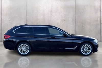 BMW Seria 5 520d xDrive Luxury Line sport-aut
