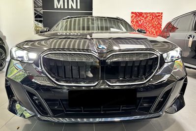 BMW Seria 5 Touring 540d xDrive M Sport
