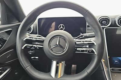 Mercedes Klasa C 200 4MATIC