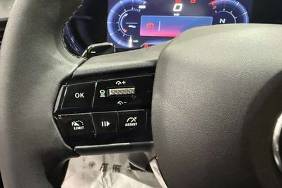 Alfa Romeo Junior 1.2 Ibrida