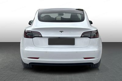 Tesla Model 3 RWD
