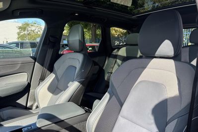 Volvo XC60 B4 B R-Design