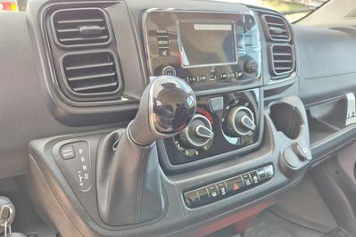 Peugeot Boxer L3H2 AT8