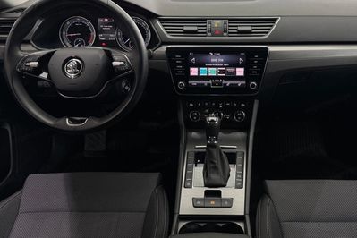 Skoda Superb 2.0 TDI SCR Style DSG