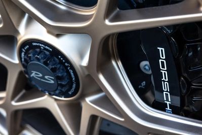 Porsche Cayman 718 GT4 RS