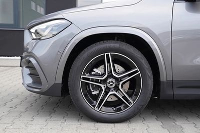 Mercedes GLA 220  4-Matic AMG Line