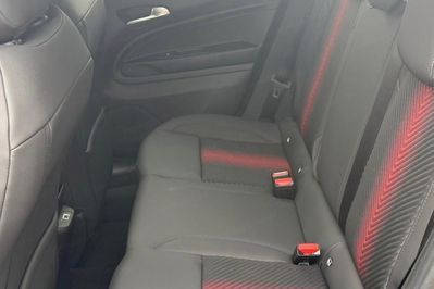 Alfa Romeo Junior 1.2 Ibrida