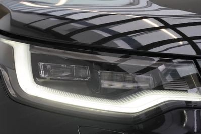 Land Rover Discovery V 3.0 D250 Dynamic SE