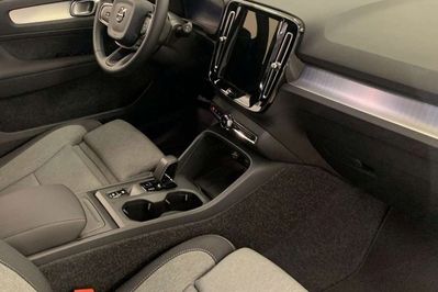 Volvo XC40 B3 Plus Dark