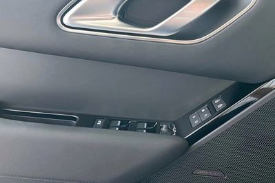 Land Rover Range Rover Velar P400e AWD S