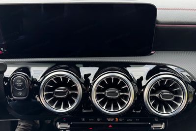 Mercedes CLA AMG 35 4-Matic Shooting Brake