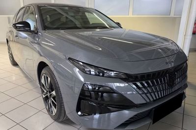 Peugeot 308 Allure EAT8 1.5 BlueHDi