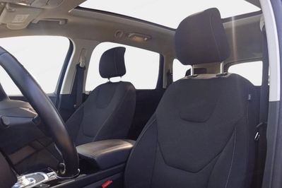 Ford S-MAX 2.5 Hybrid Titanium Cvt