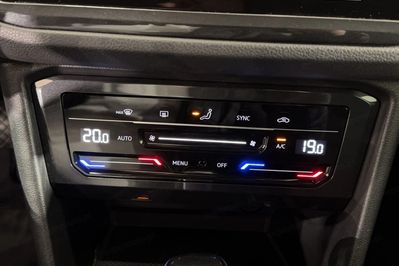 Volkswagen Tiguan 2.0 TSI DSG