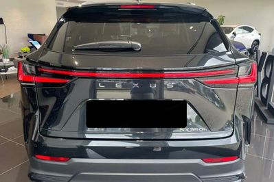 Lexus NX 350h Omotenashi 2.5 Hybrid AWD