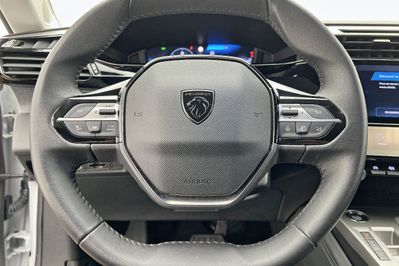 Peugeot 308 Allure 1.6 Hybrid e-EAT8