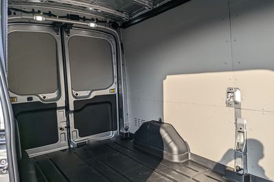 Ford Transit 350 L3H2 Trend Trail