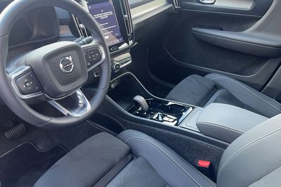 Volvo XC40 B3 Plus Dark aut
