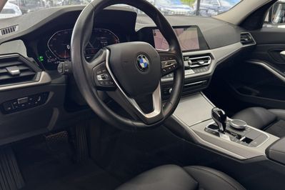 BMW Seria 3 320d xDrive mHEV Advantage aut