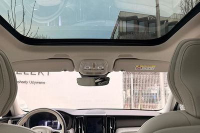 Volvo XC60 T6 Plug-In Hybrid AWD Ultra Dark aut