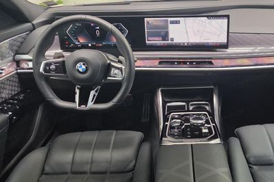 BMW Seria 7 740d xDrive M Sport