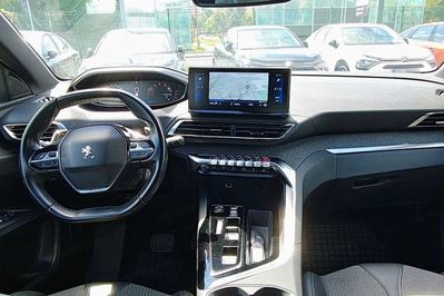 Peugeot 3008 1.2 Puretech Allure Pack S&S EAT8