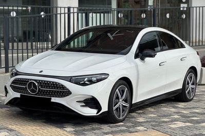 Mercedes CLA 200 AMG Line