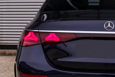 Mercedes E Klasa 300 e 4-Matic AMG