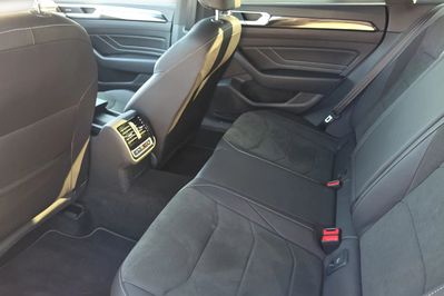 Volkswagen Arteon 2.0 TDI SCR DSG R-Line