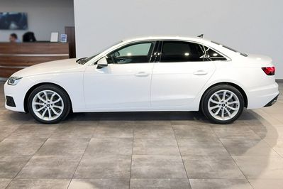 Audi A4 35 TFSI mHEV S tronic