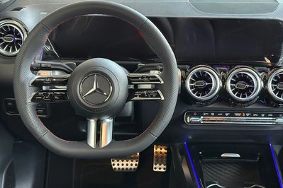 Mercedes GLB 200  AMG Line