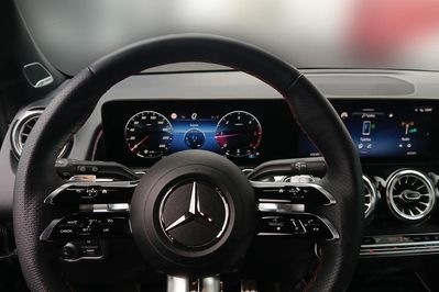 Mercedes GLB 220 4MATIC AMG Line