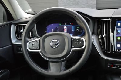 Volvo XC60 T6 Plug-In Hybrid AWD Ultra Dark