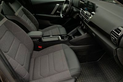 Citroen C4 X Puretech Shine S&S EAT8