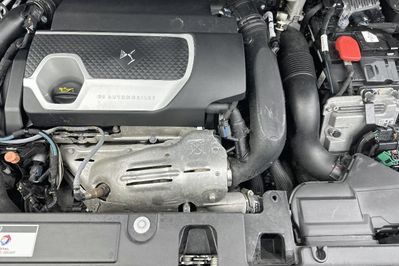 DS DS 7 Performance Line+ 1.6 E-Tense PHEV EAT