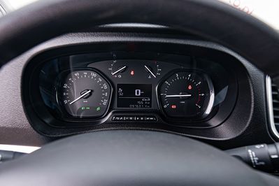 Opel Vivaro L2H1 Zabudowa Brygadowa